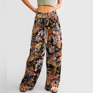 Tropical Print Floral Wide Leg Pants